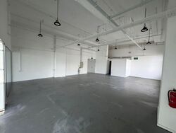 Hh @ Kallang (D13), Factory #558751541